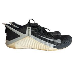 Nike Mens Metcon 6 FlyEase Black White Solar Flare Shoes Size 11.5
